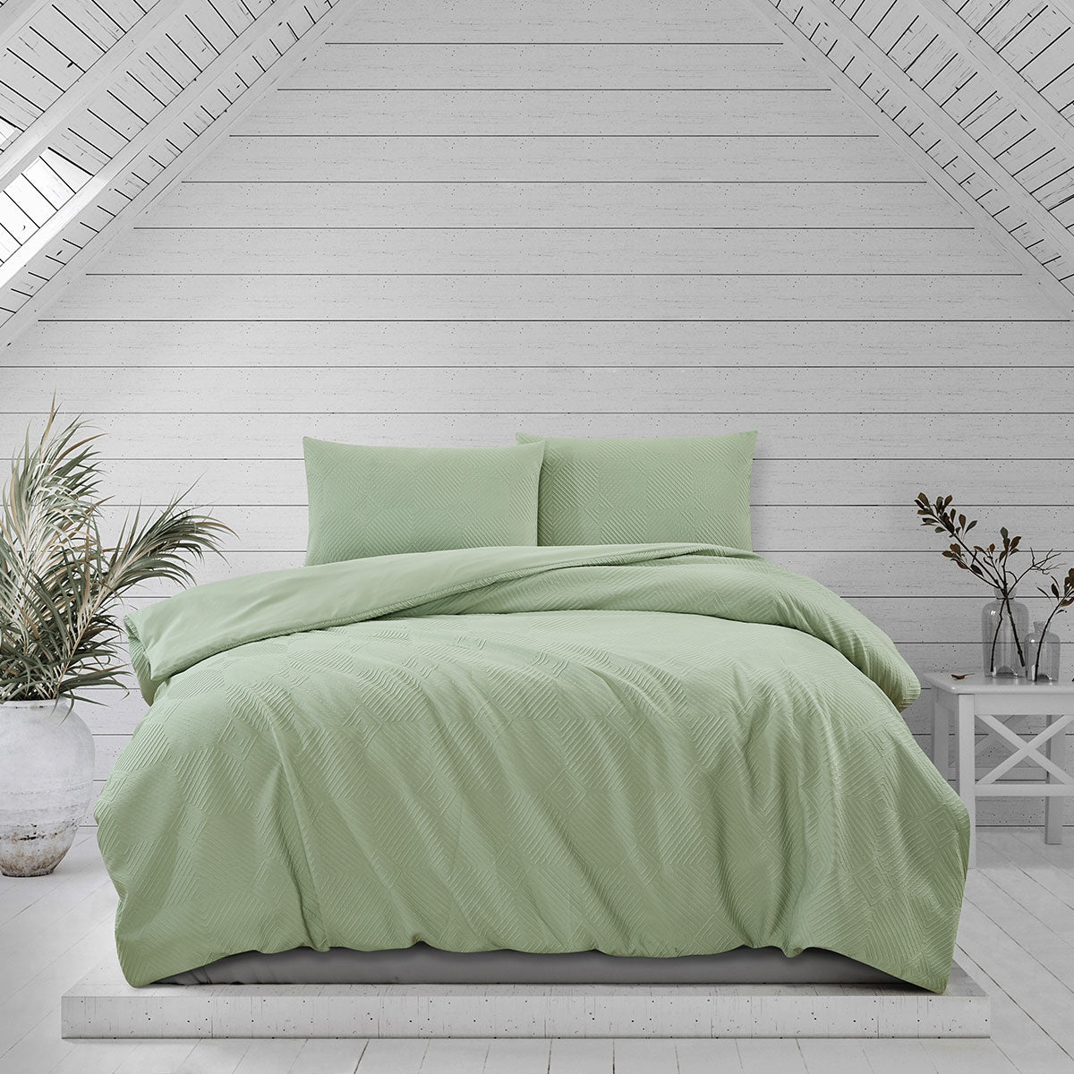 Ardor Preston Pale Green Embossed Quilt Cover Set King