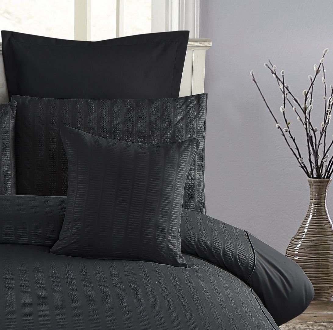 1000TC Premium Ultra Soft Seersucker Cushion Covers - 2 Pack - Black - Newstart Furniture