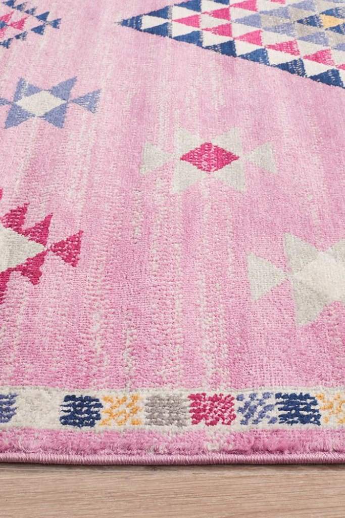 Zanzibar 762 Pink Floor Rug - Newstart Furniture