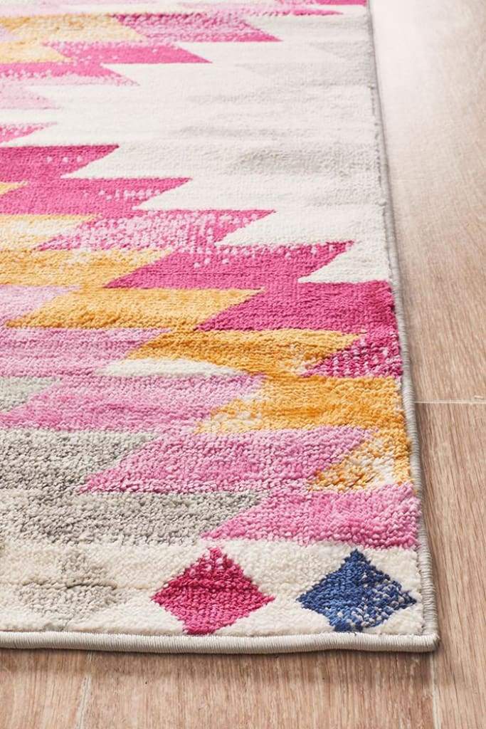 Zanzibar 768 Pink Floor Rug - Newstart Furniture