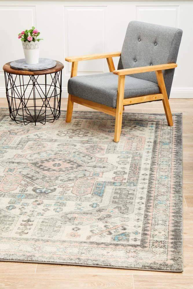 Avenue 704 Silver Rug - Newstart Furniture