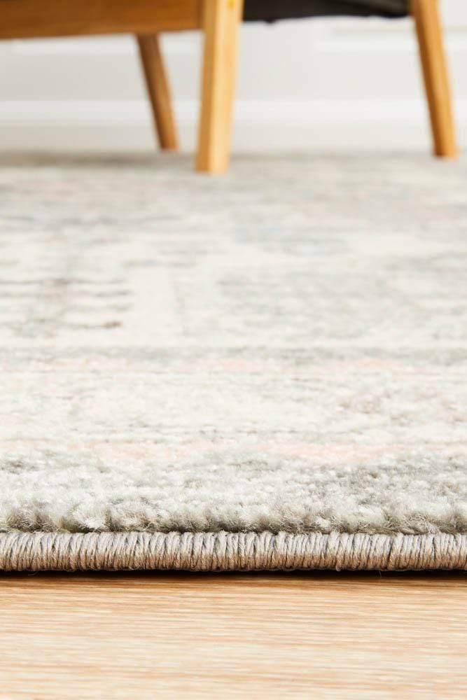 Avenue 704 Silver Rug - Newstart Furniture