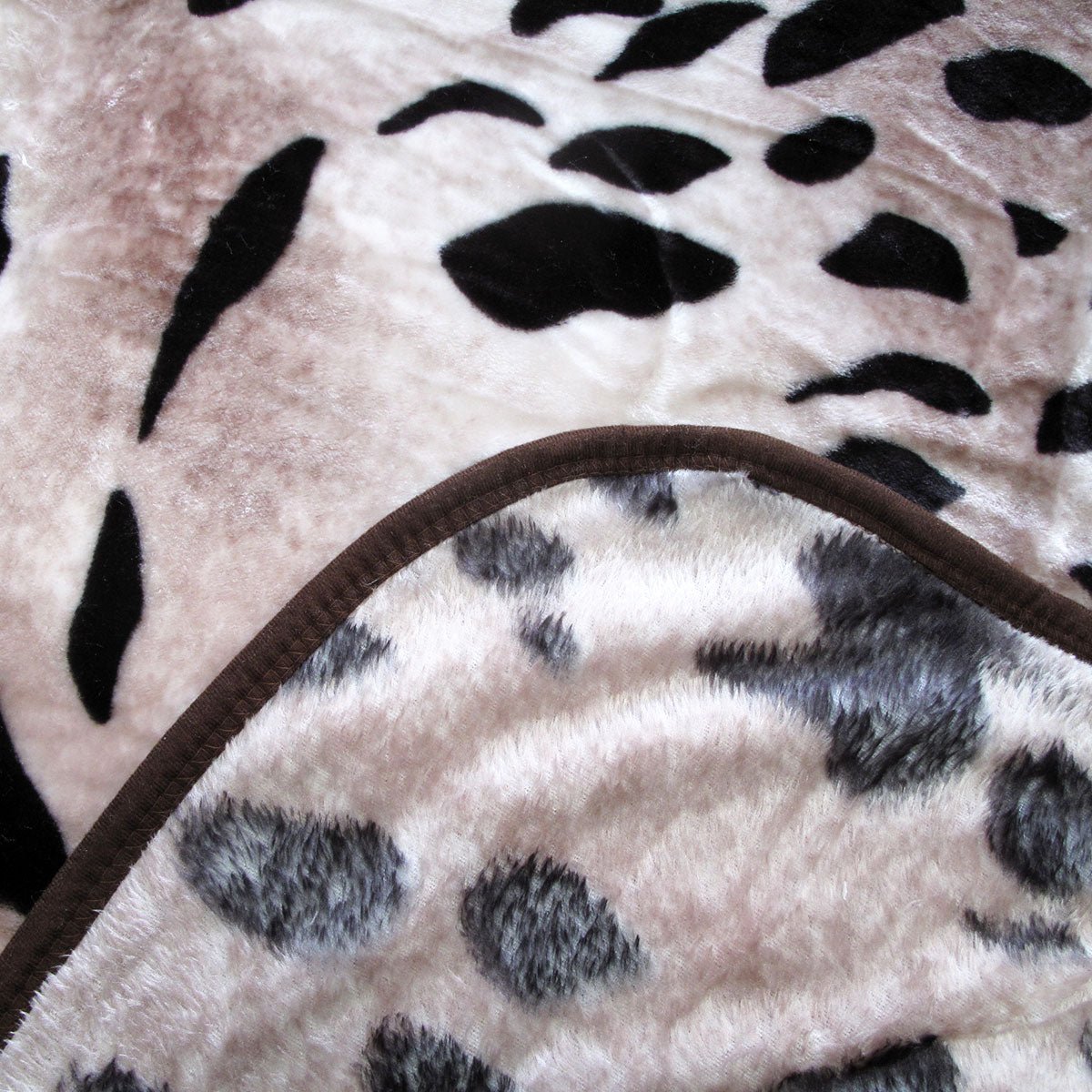 375gsm 1 Ply Animal Print Faux Mink Blanket Queen 200x240 cm Jaguar - Newstart Furniture