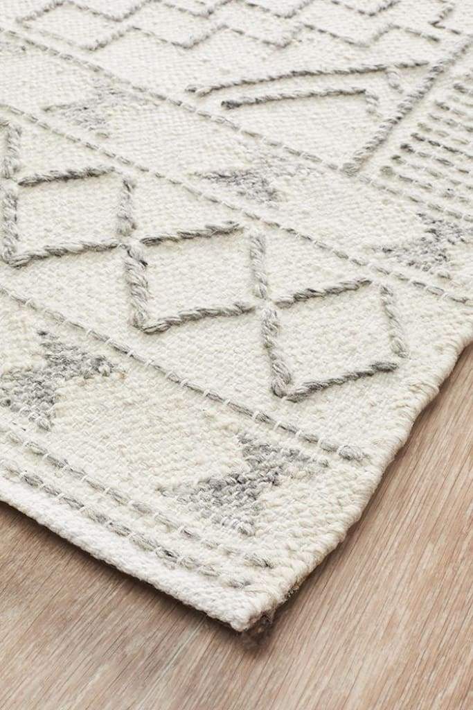 Salena Floor Rug Ivory - Newstart Furniture