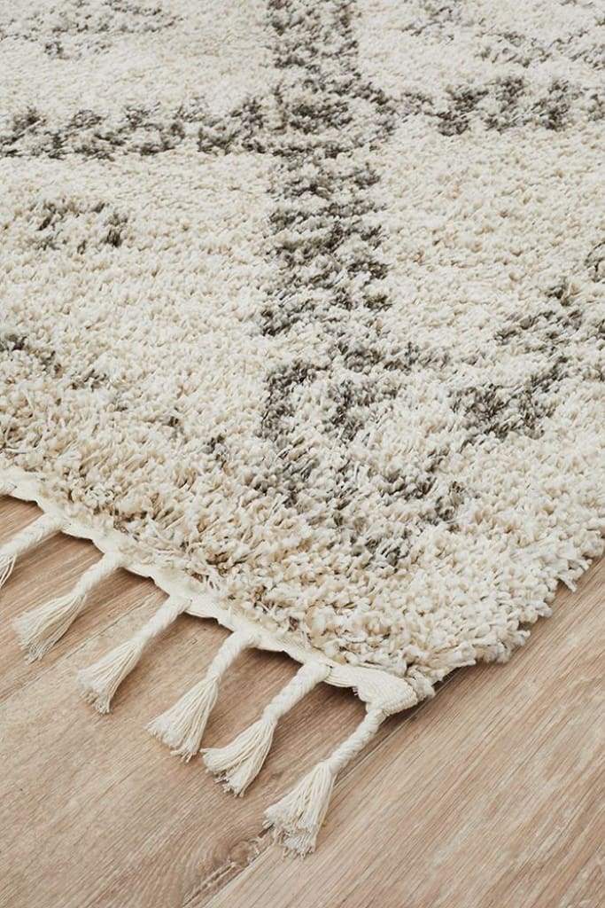 Saffron 33 Natural Floor Rug - Newstart Furniture