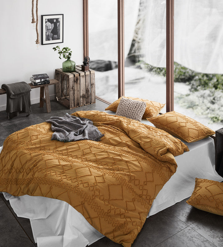 Tufted ultra soft microfiber quilt cover set-single caramel - Newstart Furniture