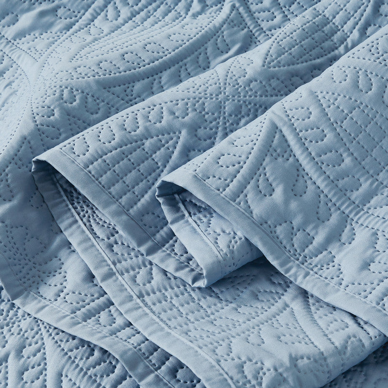 Lisbon Quilted 3 Pieces Embossed Coverlet Set-queen/double blue - Newstart Furniture