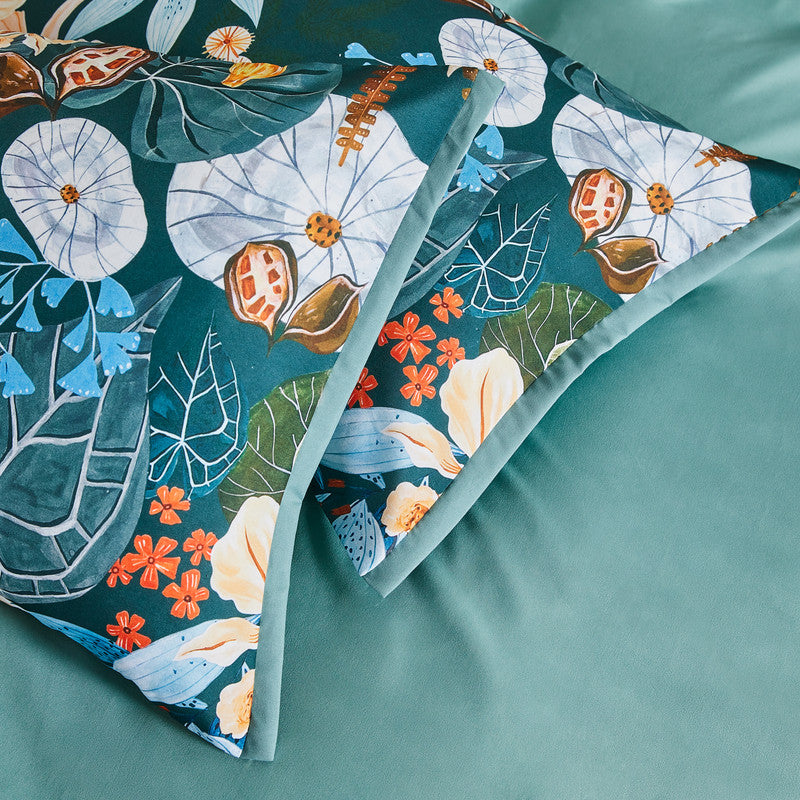 Botanical Bella Microfibre Quilt Cover Set-king size - Newstart Furniture