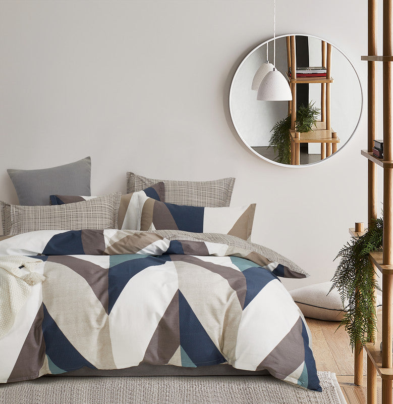 Oliver 100% cotton reversible quilt cover set-king size - Newstart Furniture