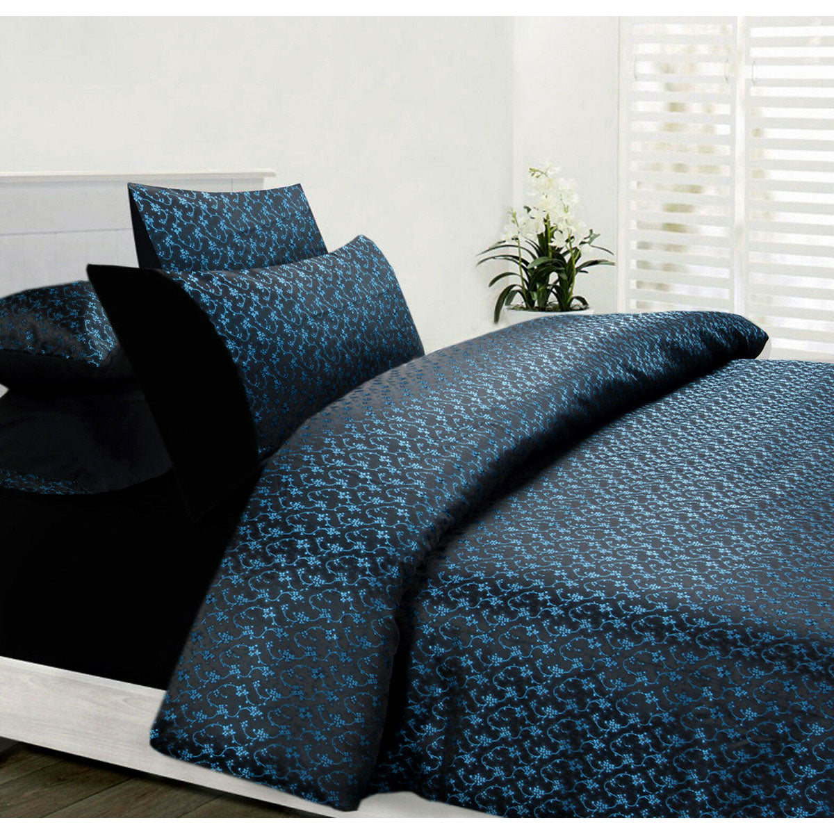 Accessorize Bouquet Blue Jacquard Quilt Cover Set Double - Newstart Furniture