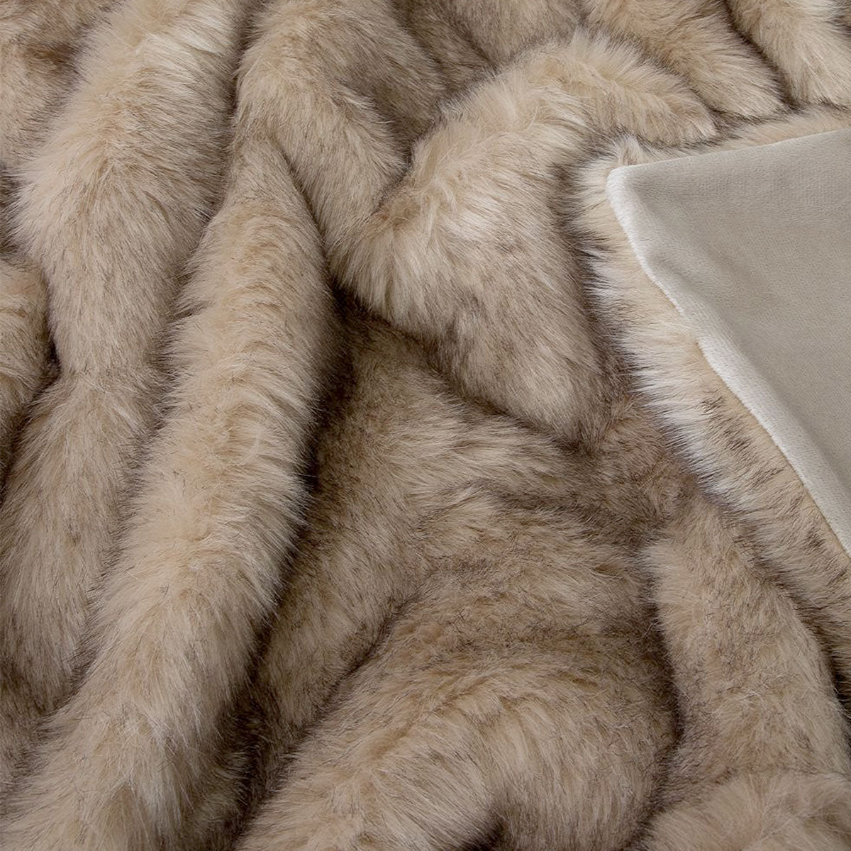 J Elliot Home Brown Fox Luxury Faux Fur Throw 130 x 160cm - Newstart Furniture
