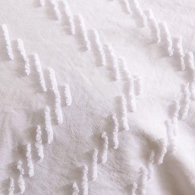 Tufted Boho Wave Jacquard King Duvet Cover Set | Newstart Furniture