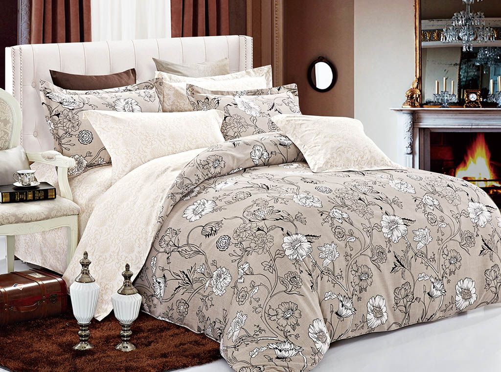 Shacha Elegant King Size Duvet Cover Set with Pillowcases