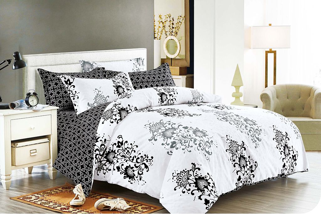 Chateaux Elegant King Size Duvet Cover Set with Pillowcases