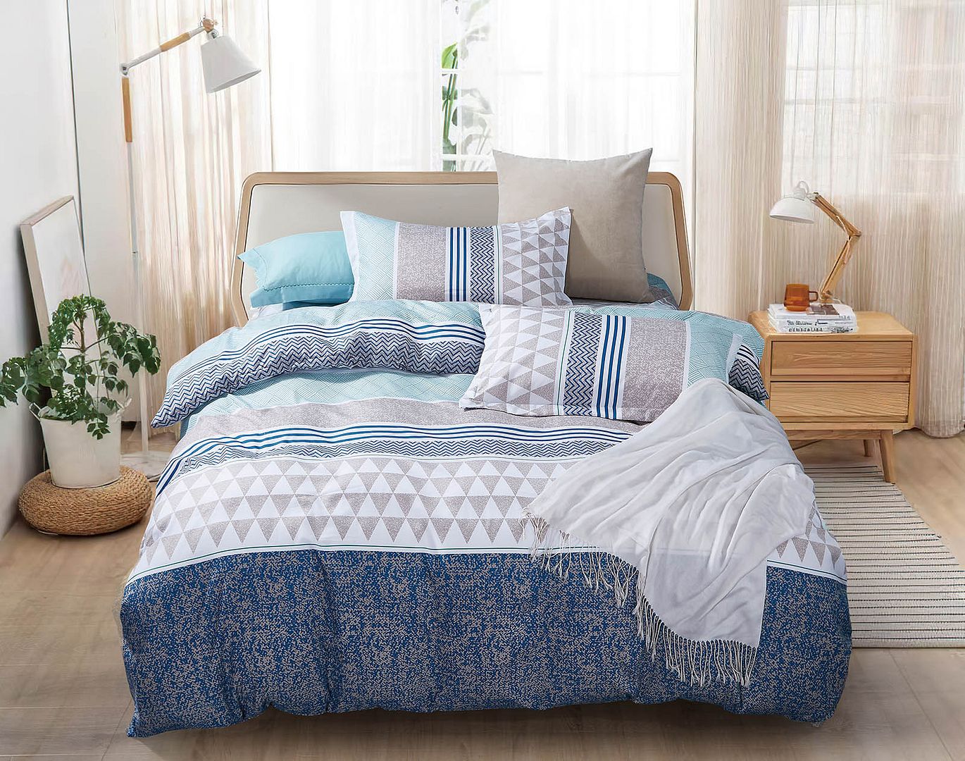 Danya King Size Duvet Cover Set | Elegant Pattern | Newstart