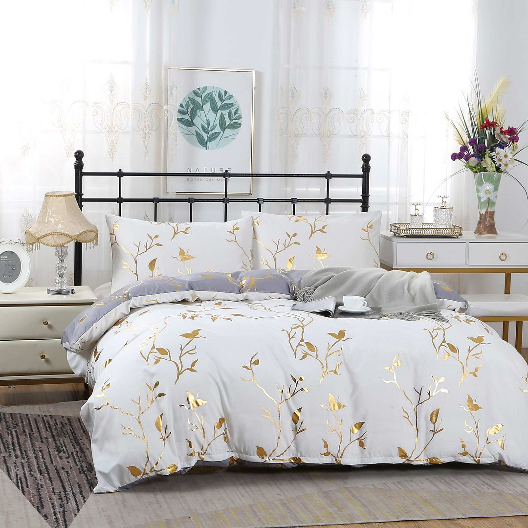 Reversible King Size Duvet Cover Set | White Quilt Bedding