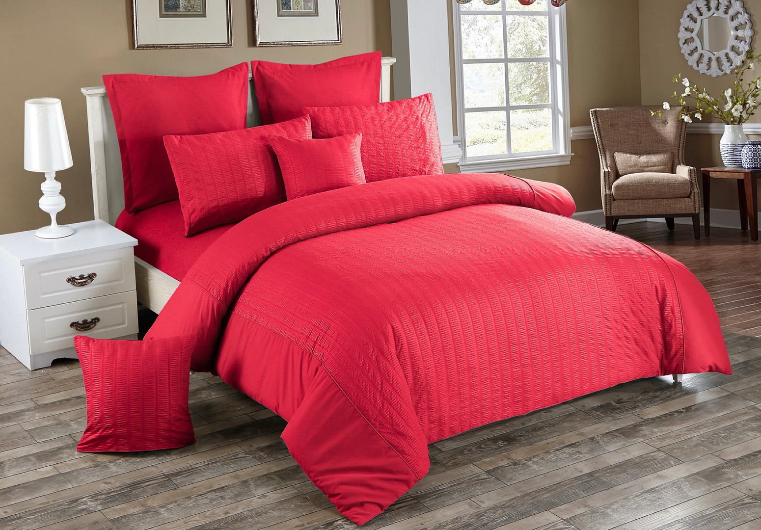 Seersucker Red Double Quilt Cover Set | Newstart Furniture