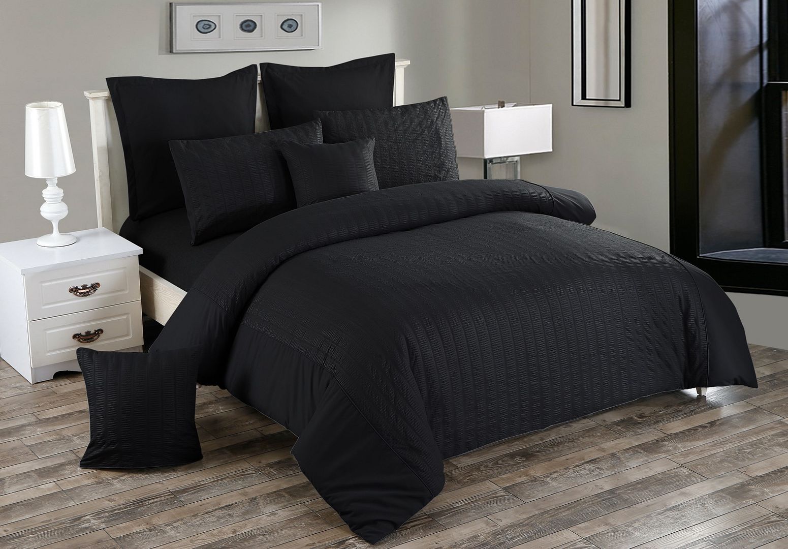 Seersucker Black Super King Duvet Cover Set with Pillowcases